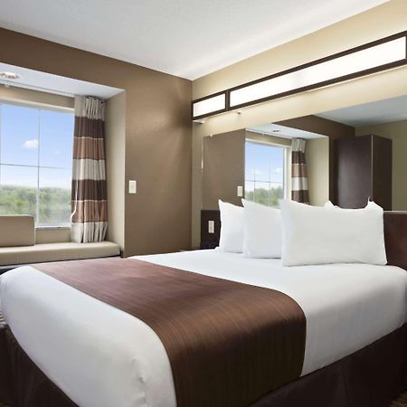 Sonesta Essential Fairmont Hotel Ngoại thất bức ảnh